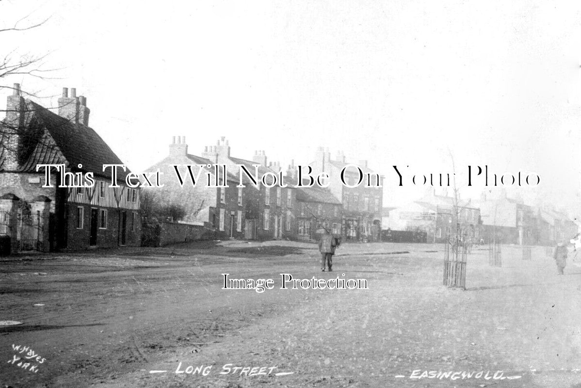 YO 13410 - Long Street, Easingwold, Yorkshire