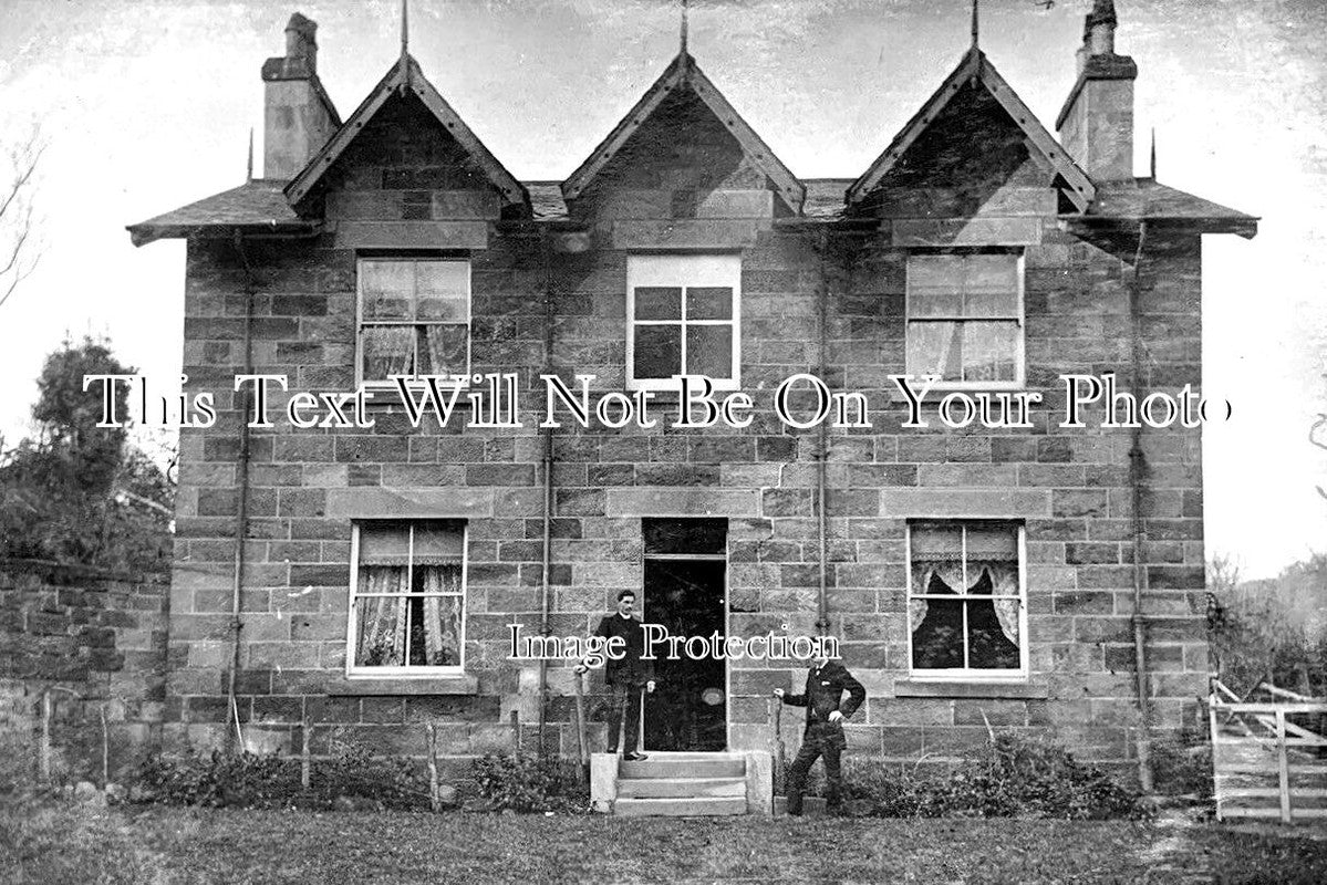 YO 13591 - Cliff Grove, Staithes, Yorkshire c1905