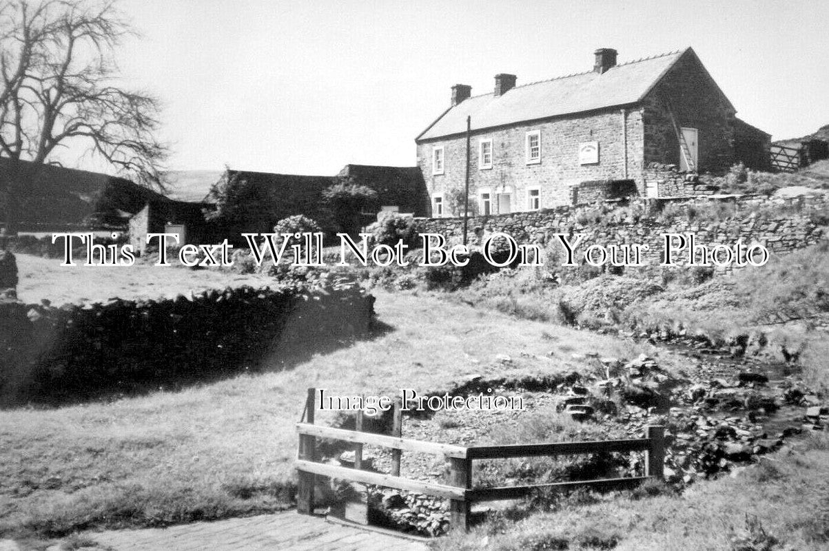 YO 13697 - The Dragon Inn Pub, Hurst Green, Swaledale, Yorkshire