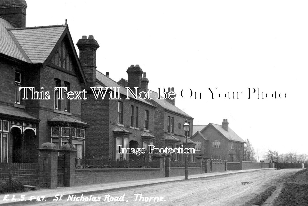 YO 13700 - St Nicholas Road, Thorne, Yorkshire