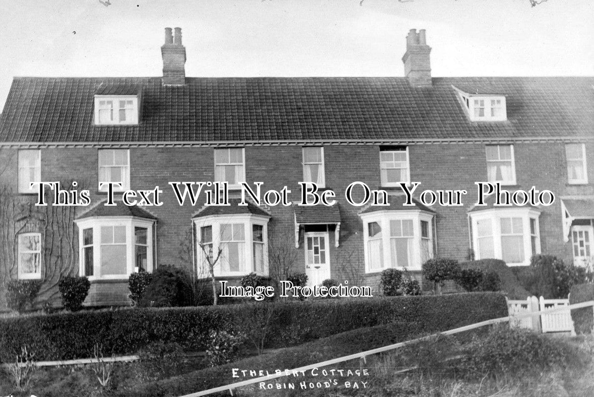 YO 1383 - Ethelbert Cottages, Robin Hood's Bay, Yorkshire