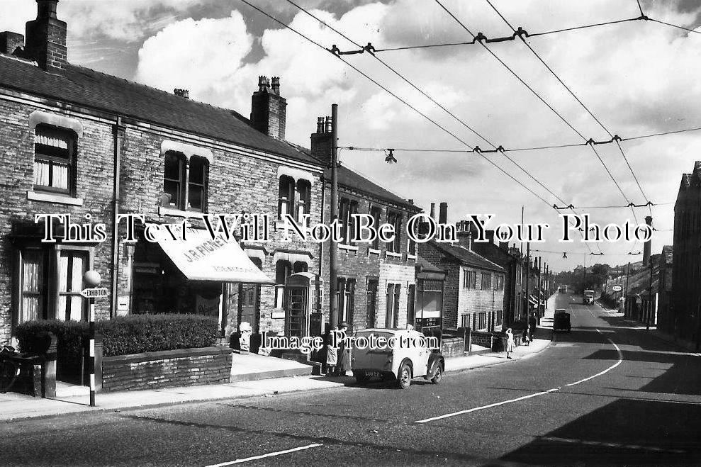 YO 2412 - Manchester Road, Linthwaite, Huddersfield, Yorkshire