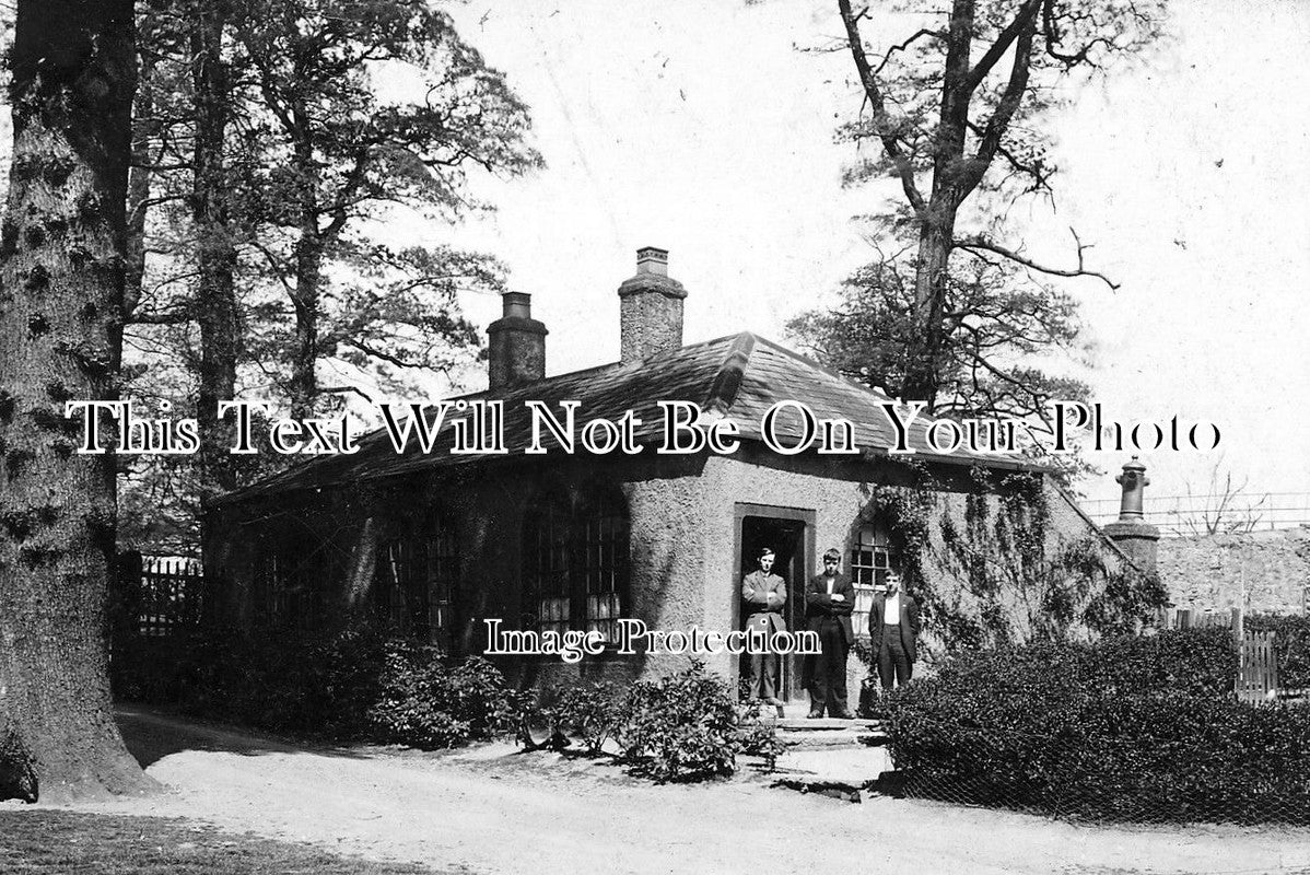 YO 295 - Gamekeepers Cottage, Stainborough, Yorkshire