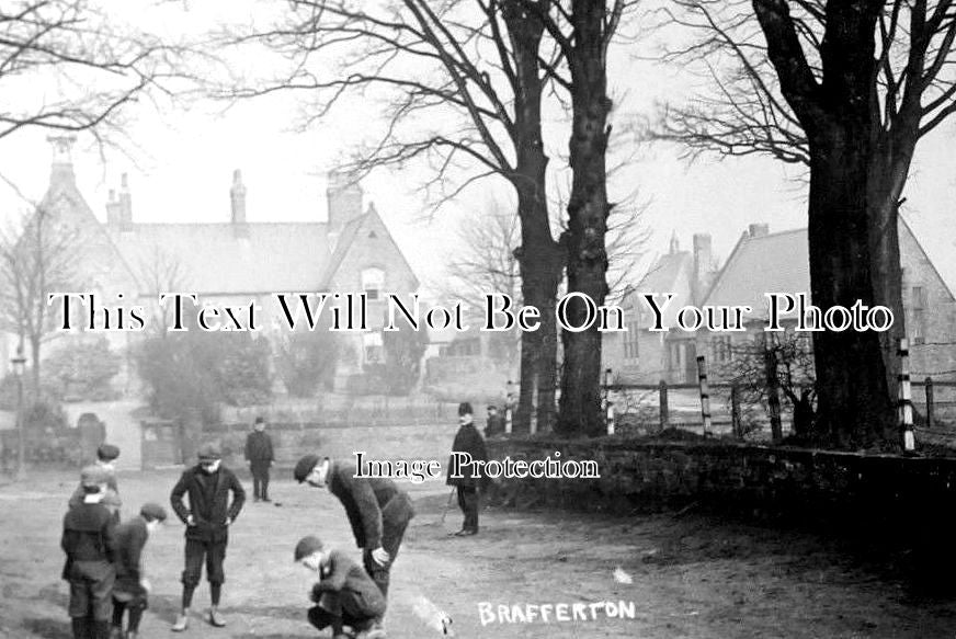 YO 3329 - Brafferton, Yorkshire