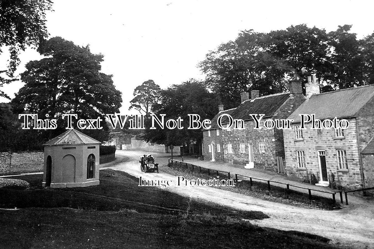 YO 3582 - Oulston Village, Easingwold, Yorkshire c1905