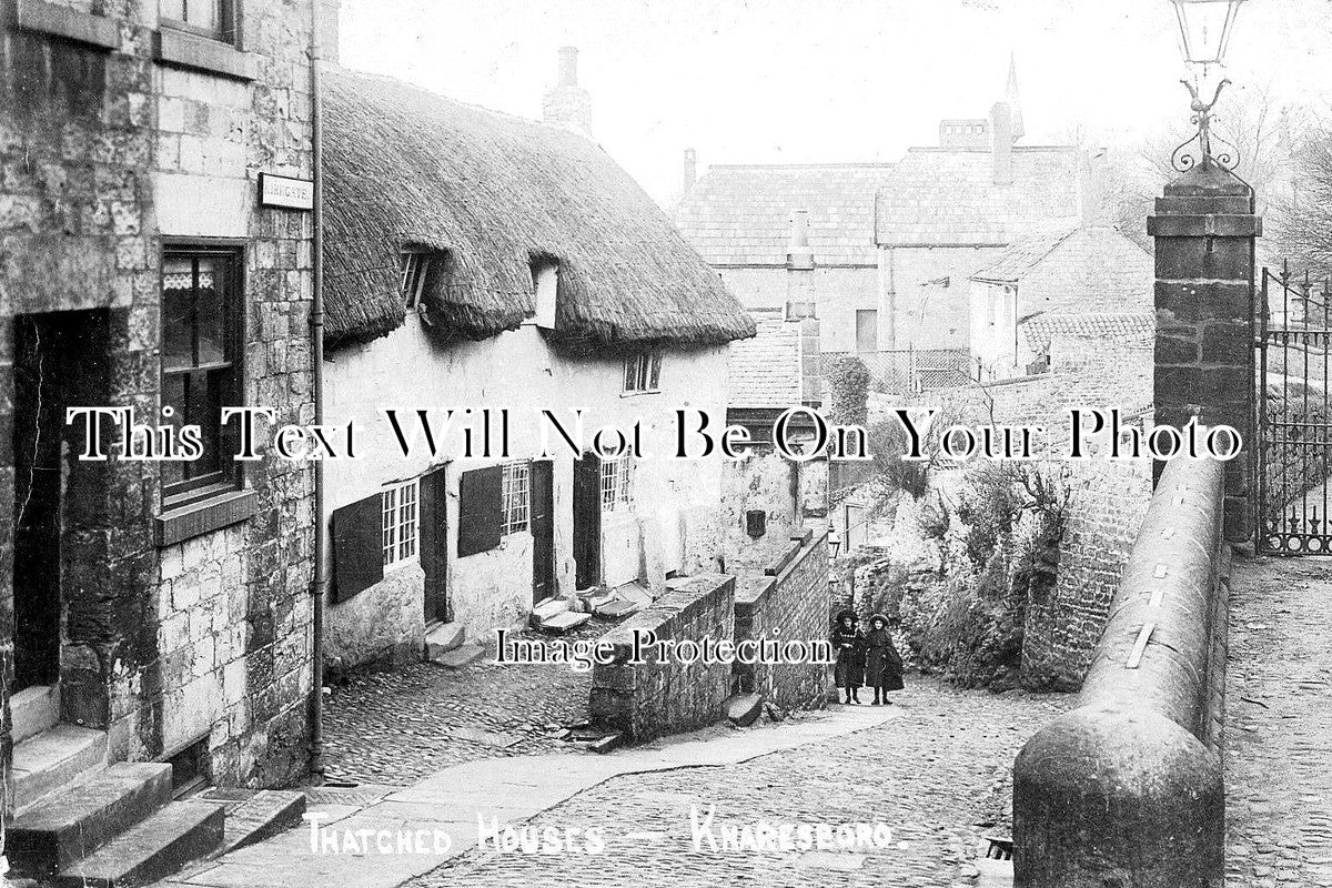 YO 3868 - Thatched House, Knaresborough, Yorkshire c1909
