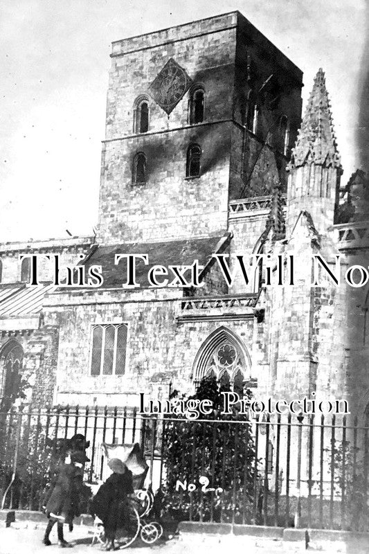 YO 3946 - Selby Abbey, Yorkshire c1907