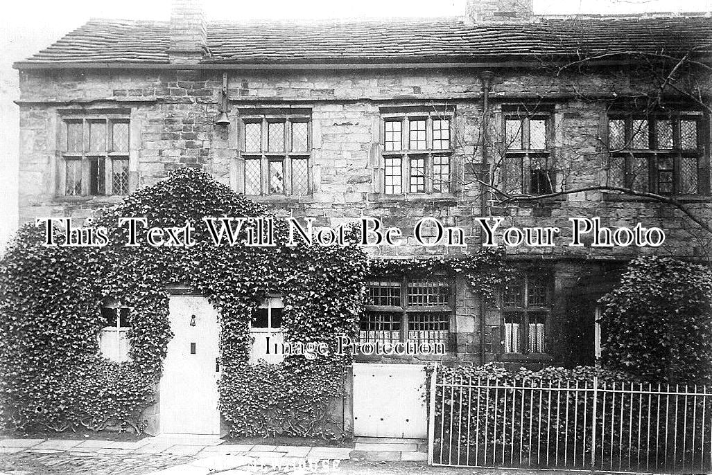 YO 3960 - Newhouse, Deighton, Huddersfield, Yorkshire c1930