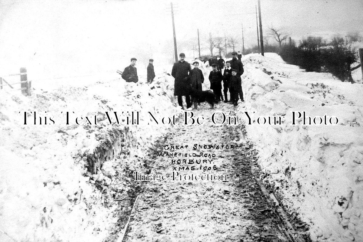 YO 3965 - Horbury Snowstorm, Wakefield Road, Yorkshire 1906