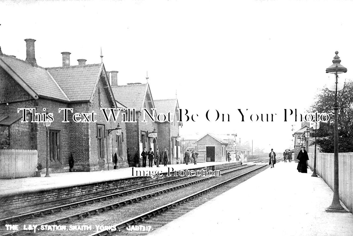 YO 4293 - Snaith Railway Station, Yorkshire