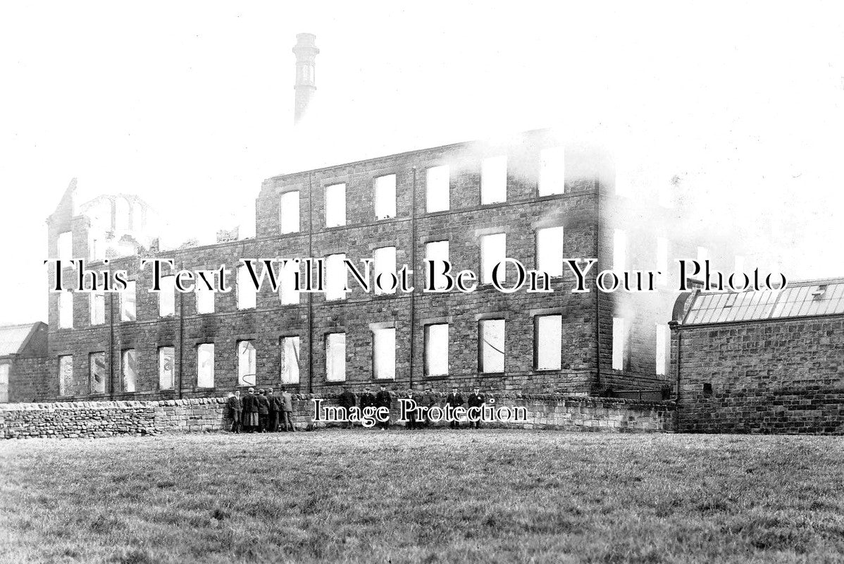 YO 4400 - Green Lane Mill Fire, Aireborough, Yorkshire 1906