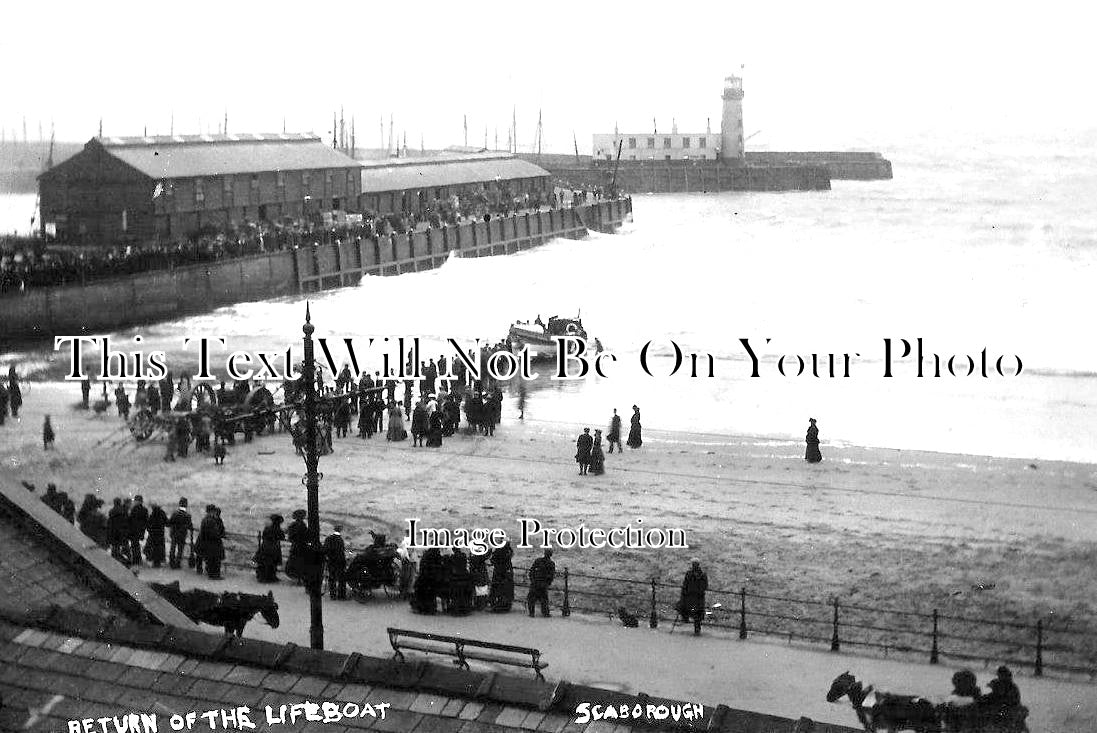 YO 4582 - Return Of The Scarborough Lifeboat, Yorkshire