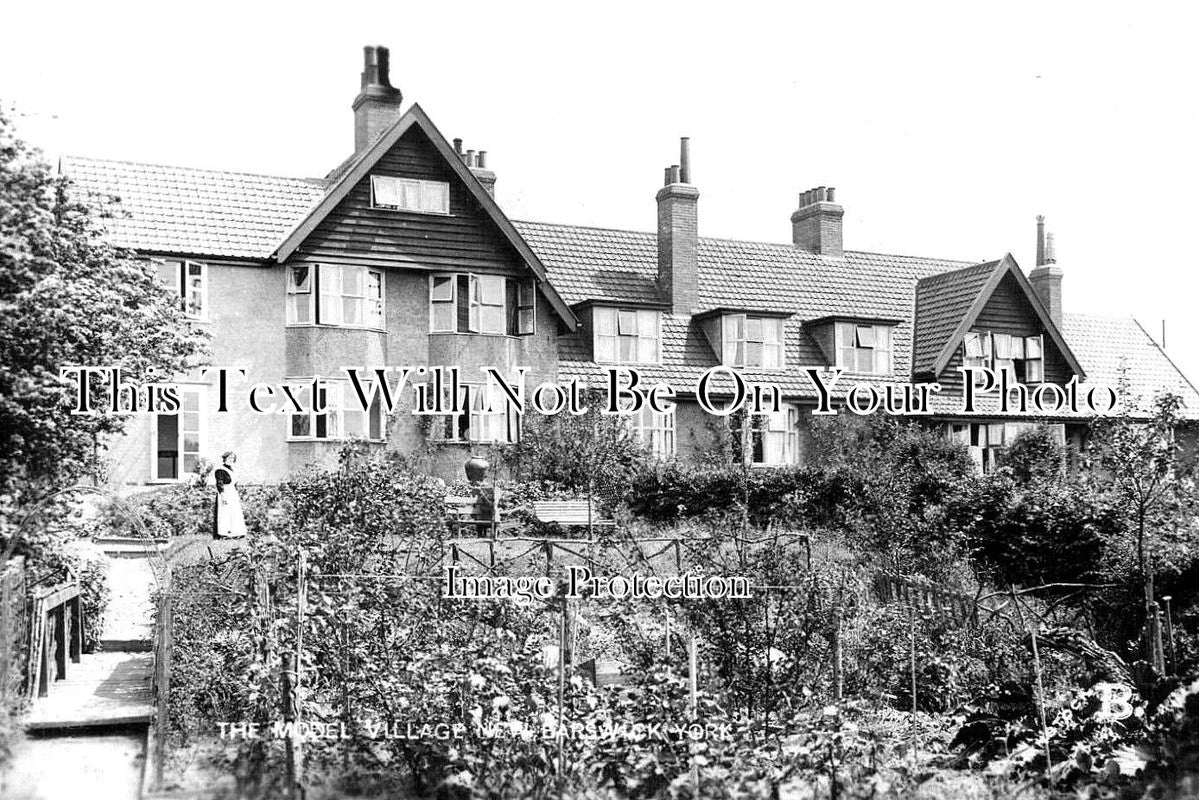 YO 4640 The Model Village, New Earswick , York, Yorkshire JB Archive