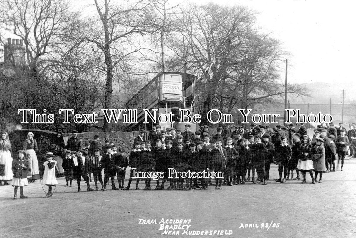 YO 4918 - Tram Accident, Bradley, Huddersfield, Yorkshire c1905