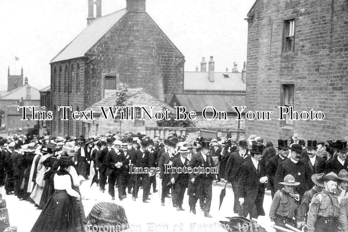 YO 4927 - Coronation Day Parade, Farsley, Yorkshire 1911