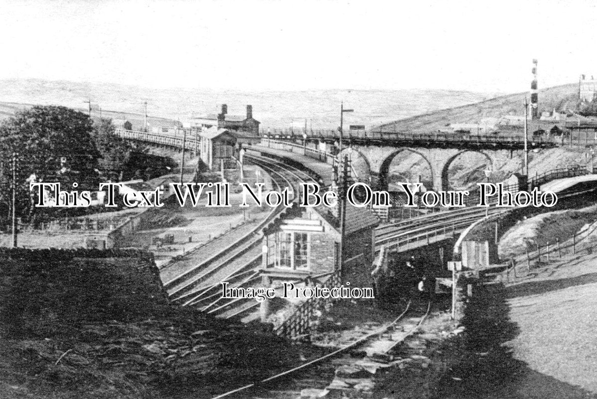 YO 5021 - Queensbury Railway Station, Yorkshire c1906