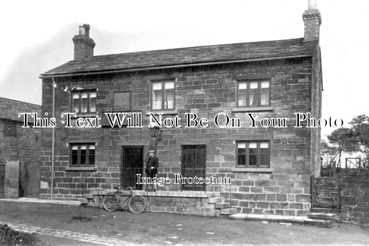 YO 5160 - Public House, Wakefield, Yorkshire