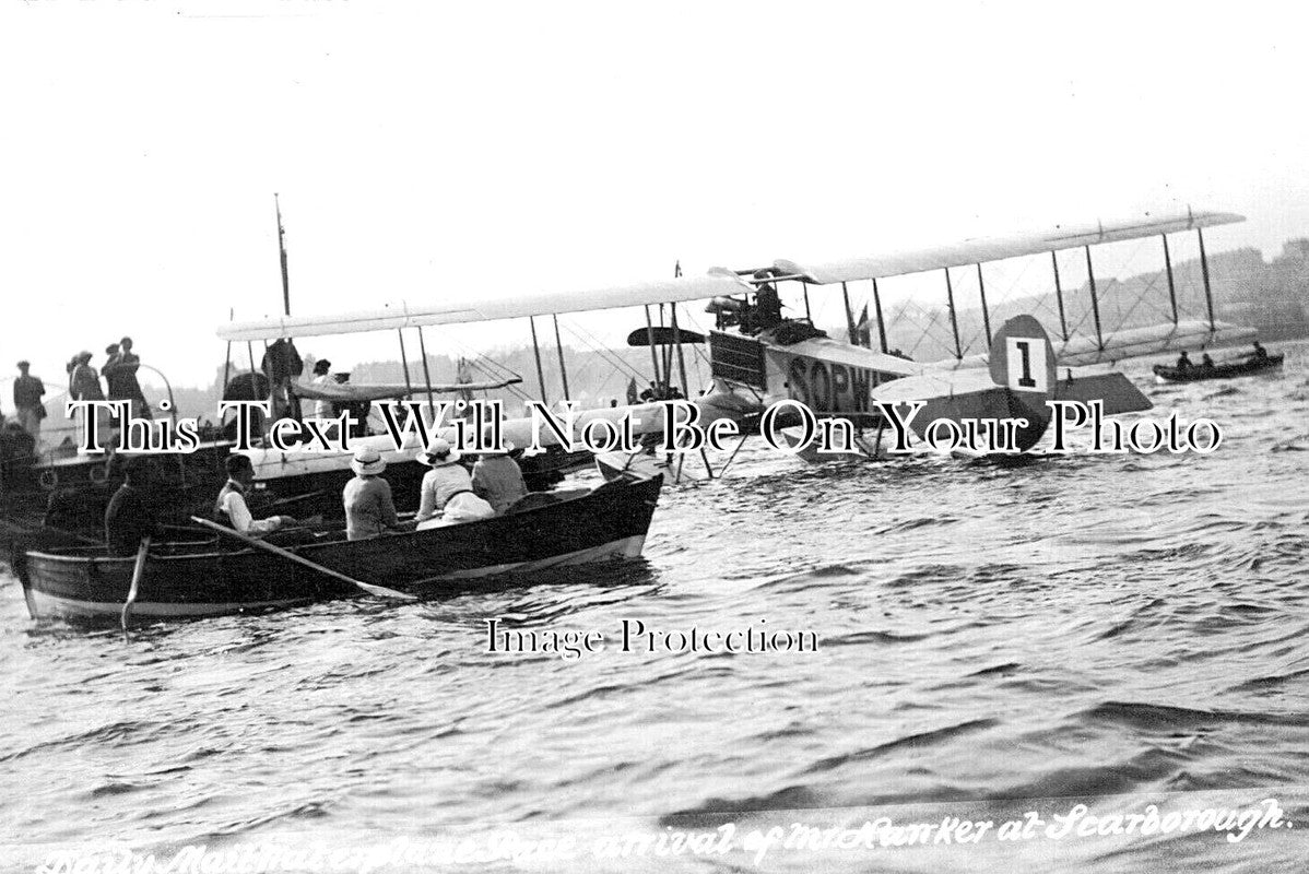 YO 5811 - Aviator Mr Hawkers Waterplane At Scarborough, Yorkshire