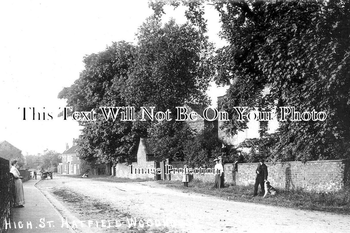 YO 5821 - High Street, Hatfield Woodhouse, Yorkshire
