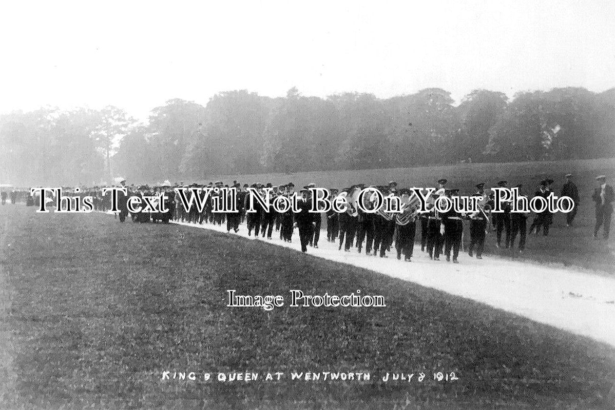 YO 5965 - King & Queen At Wentworth, Yorkshire 1912