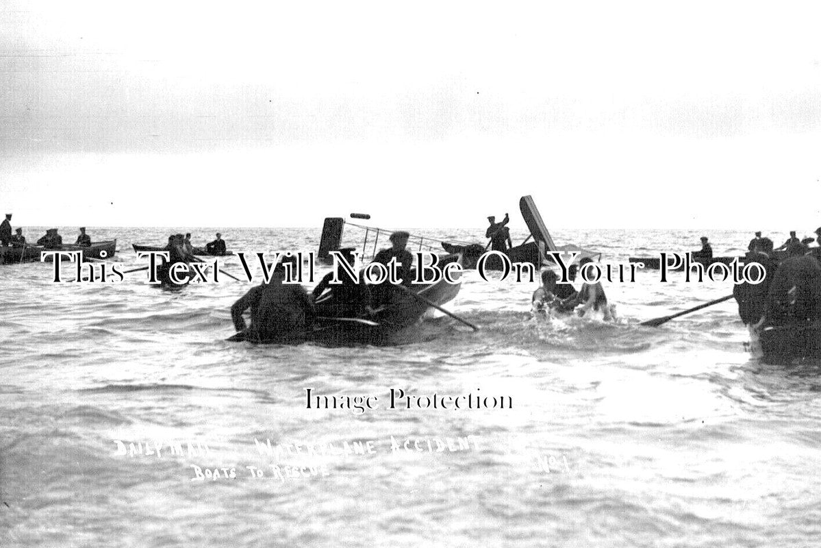 YO 6058 - Waterplane Accident, Scarborough, Yorkshire