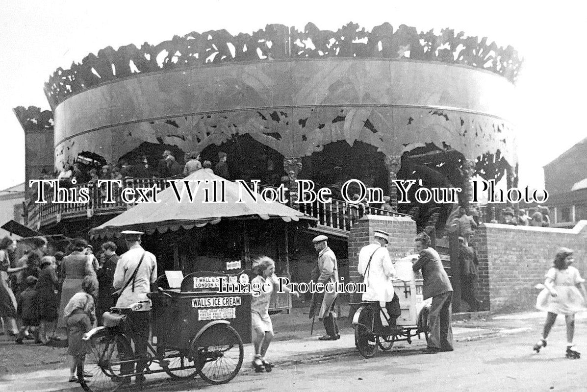 YO 6439 - Fairground At Carbrook, Sheffield, Yorkshire