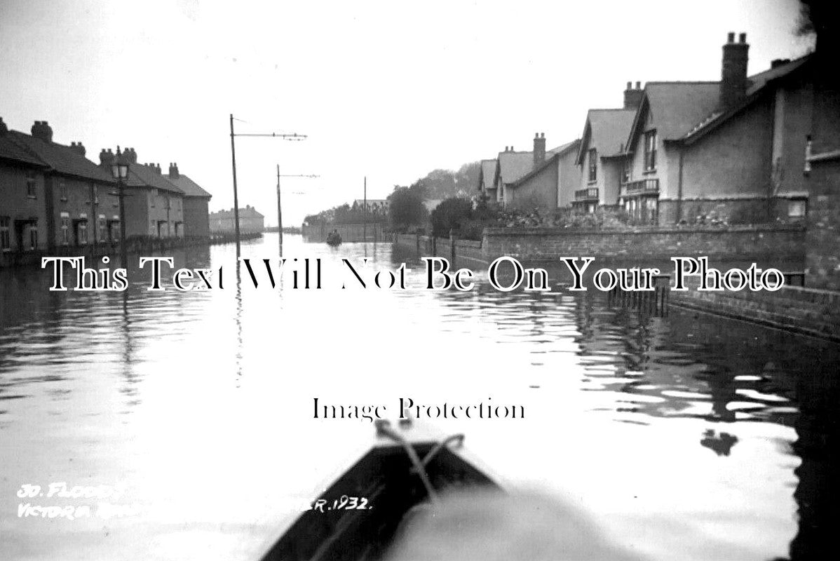 YO 6655 - Bentley Floods, Victoria Road, Doncaster, Yorkshire 1932