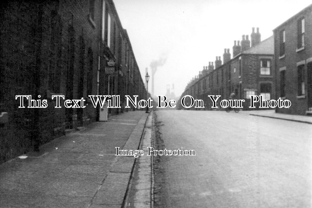 YO 6678 - Castleford, Yorkshire