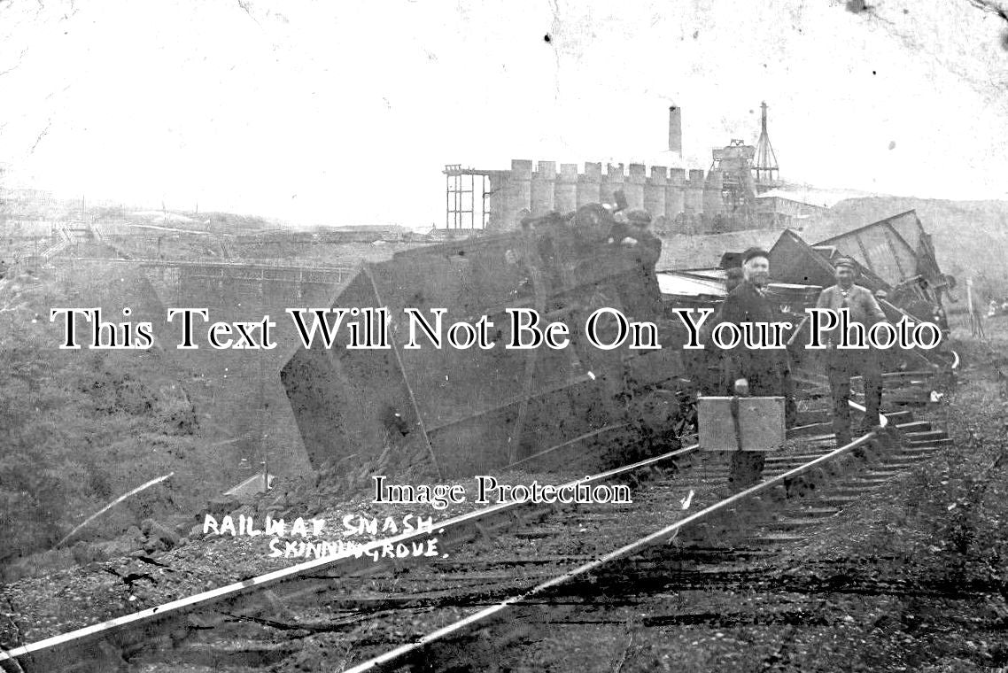 YO 7010 - Railway Smash At Skinningrove, Yorkshire