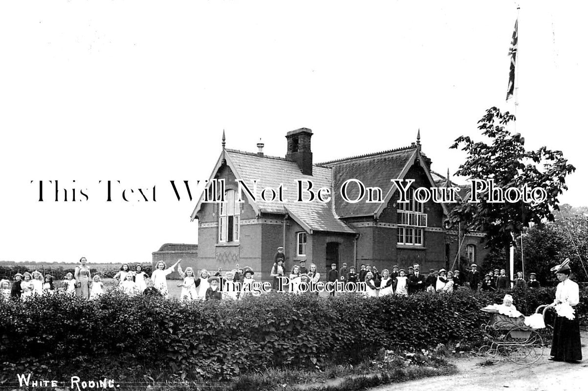 YO 7280 - White Roding School, Essex
