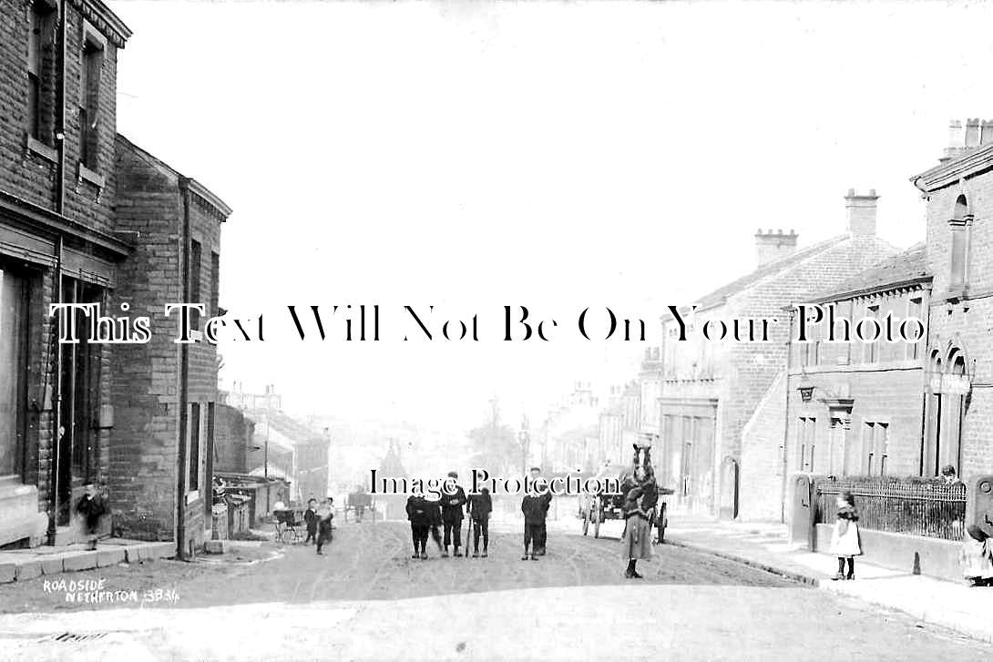 YO 7591 - Roadside, Netherton, Huddersfield, Yorkshire c1913