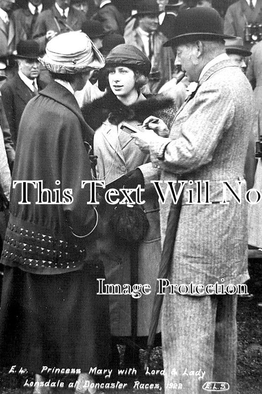 YO 7599 - Princess Mary, Lord & Lady Lansdale, Doncaster Racecourse