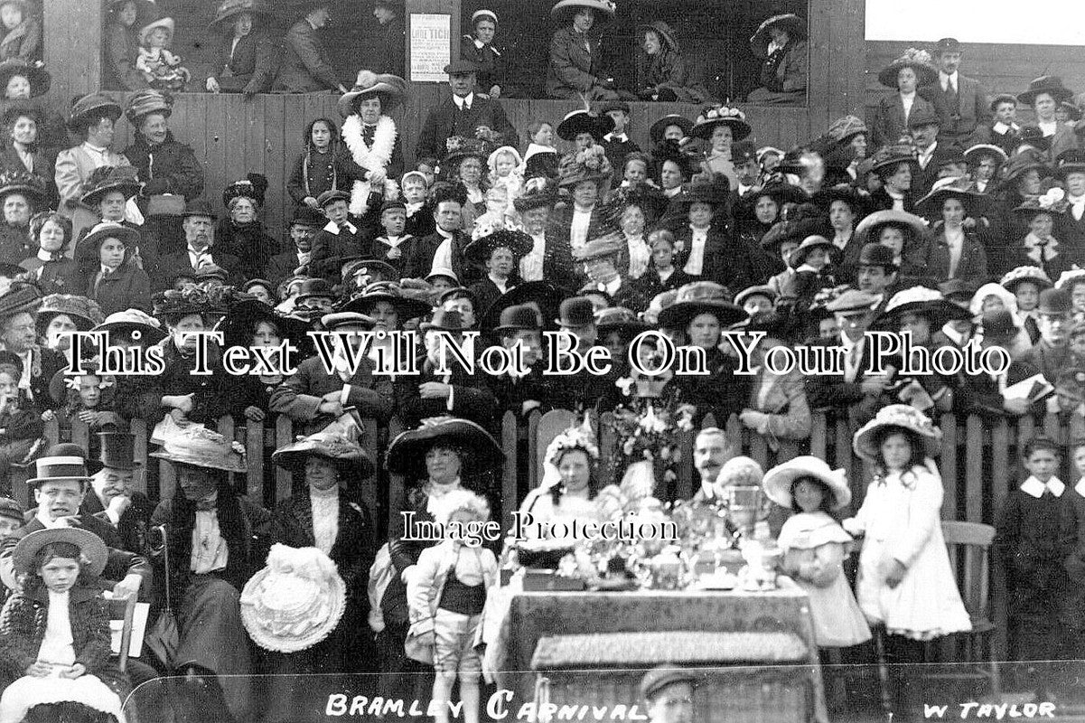 YO 7667 - Bramley Carnival, Yorkshire