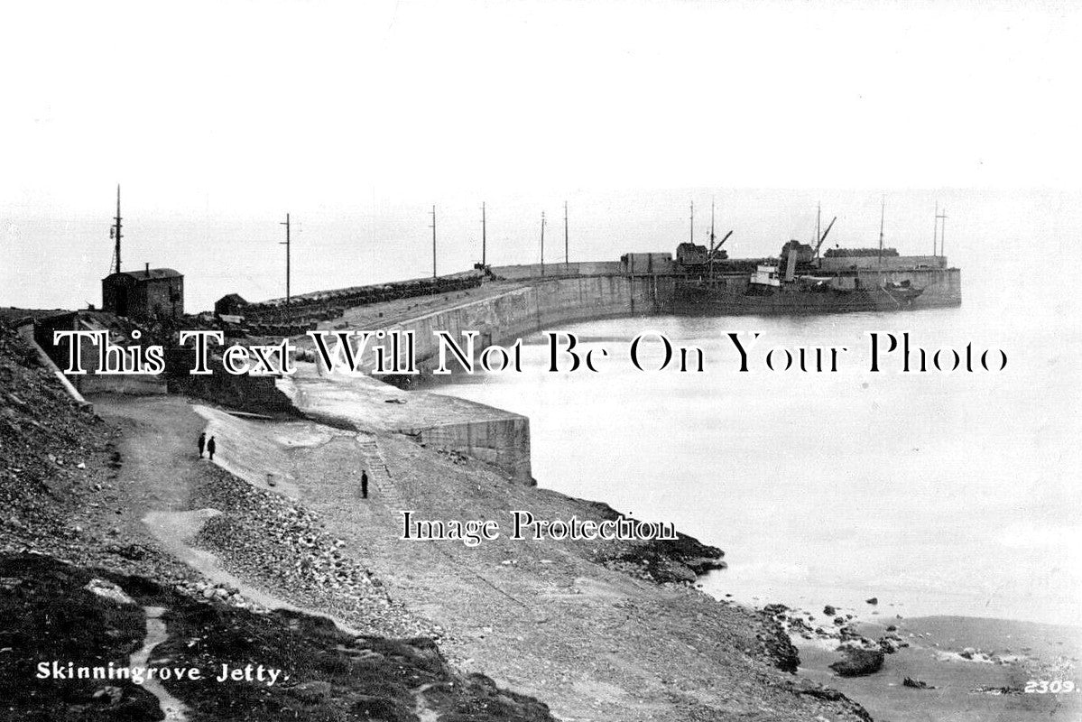 YO 8146 - Skinningrove Jetty, Yorkshire c1931
