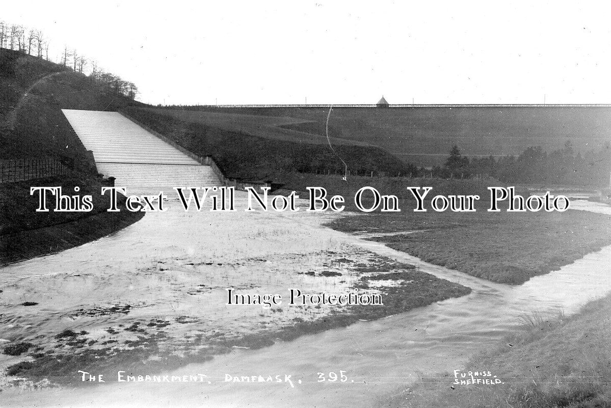 YO 8370 - The Embankment, Dam Flask, Sheffield, Yorkshire c1915