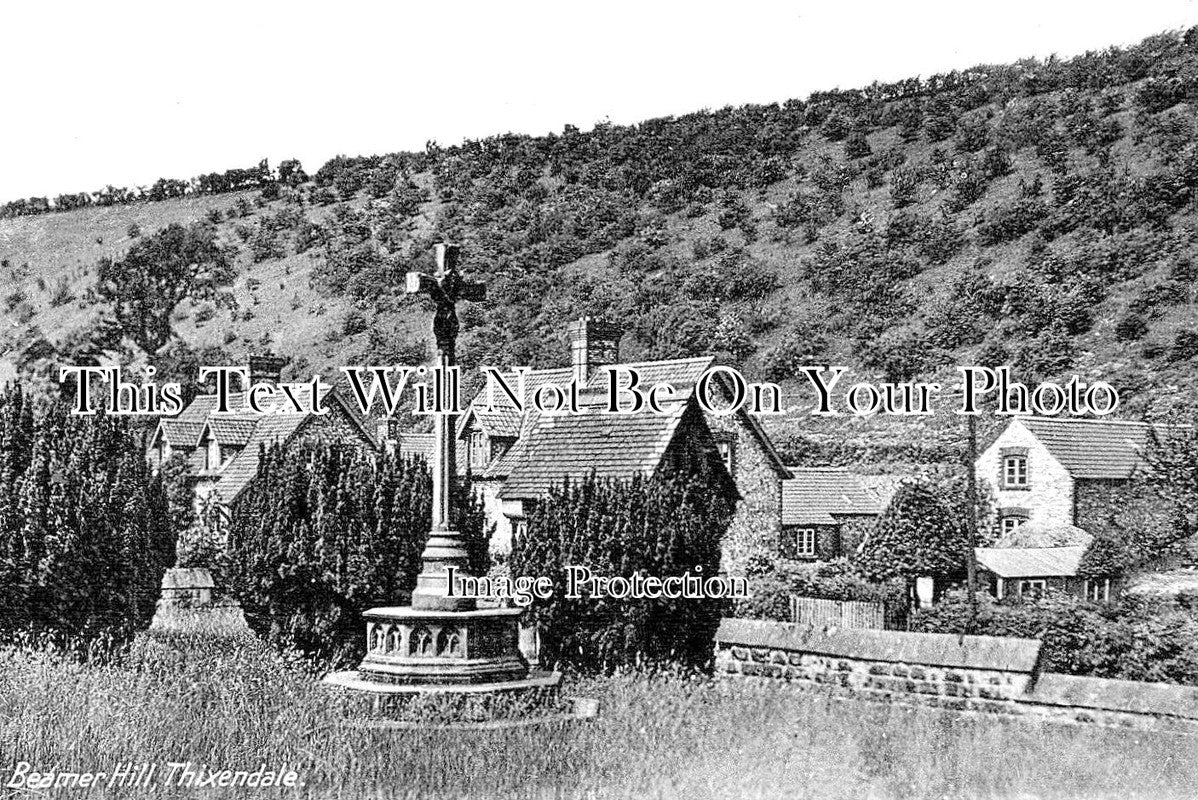 YO 8376 - Beamer Hill Memorial, Thixendale, Yorkshire