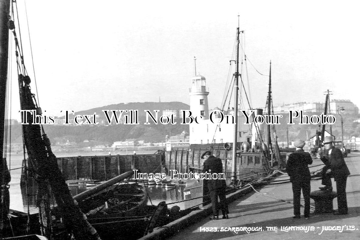 YO 8382 - The Lighthouse, Scarborough, Yorkshire