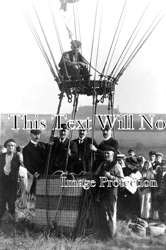 YO 8495 - Hot Air Balloon, Oakenshaw, Bradford, Yorkshire c1907