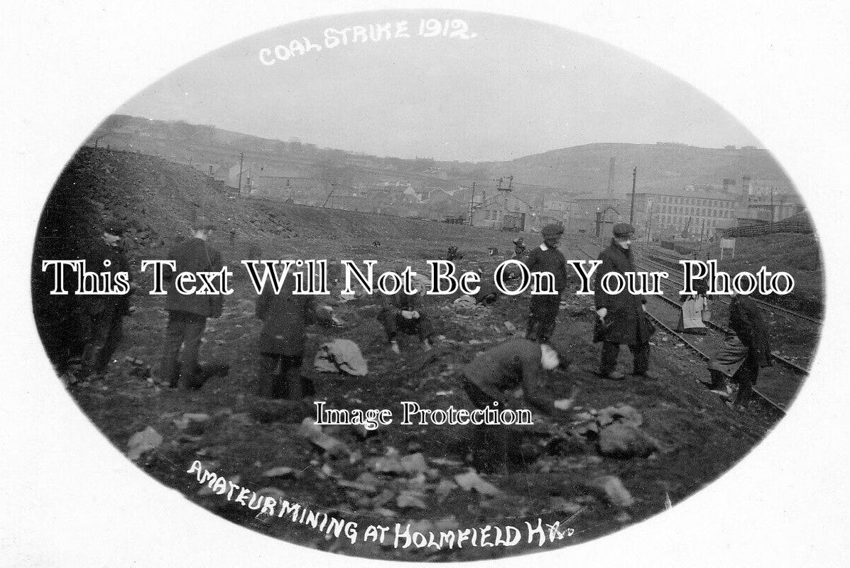 YO 8542 - Coal Picking During Strike, Holmfield, Halifax, Yorkshire 1912