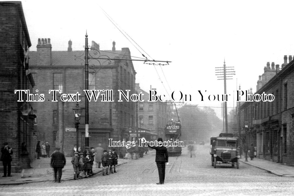 YO 8709 - Bradford Road, Brighouse, Yorkshire