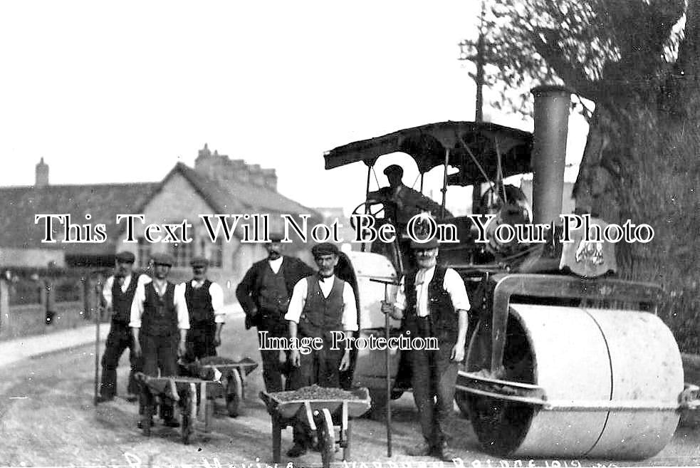YO 8724 - Steam Engine Roller, Horbury Bridge, Wakefield, Yorkshire c1919