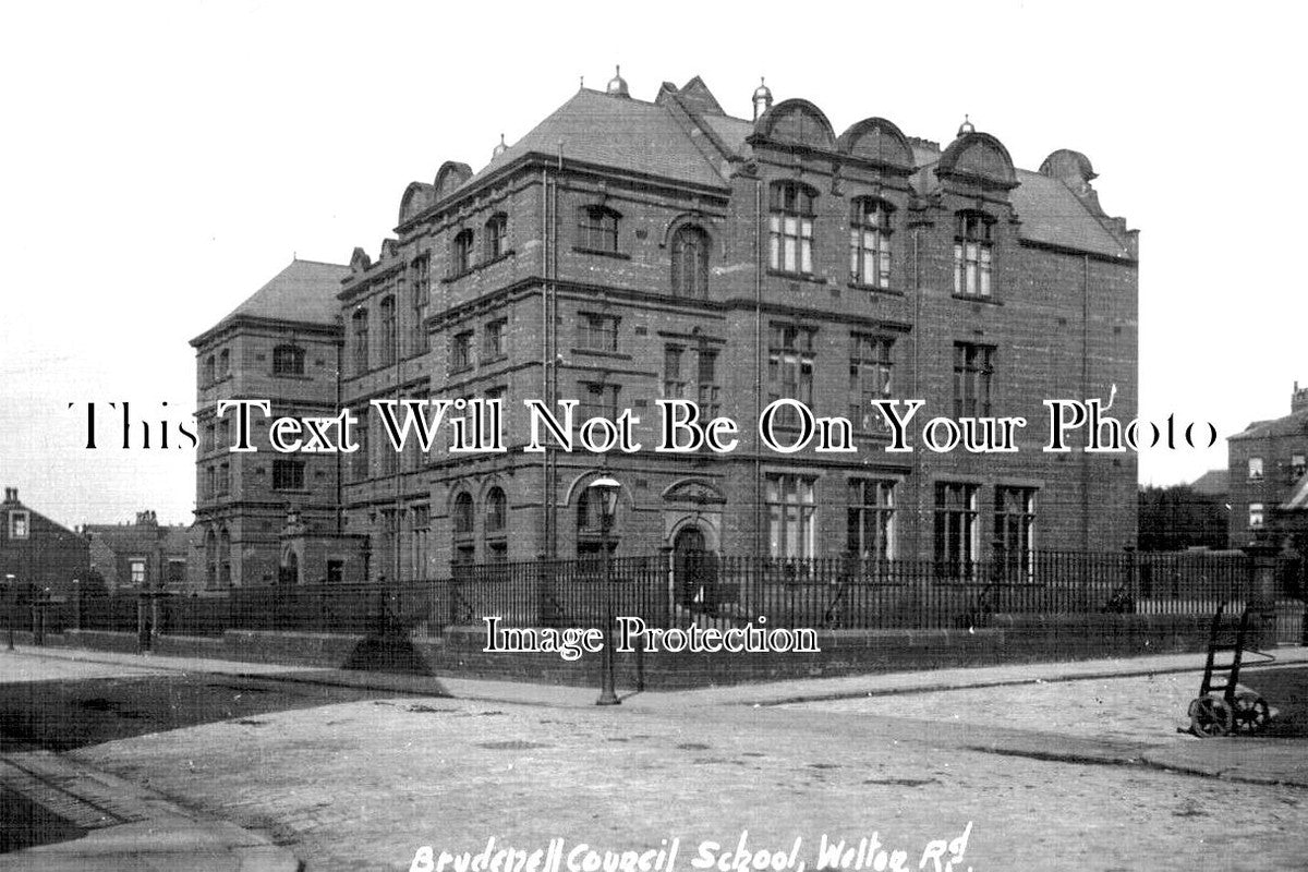 YO 8898 - Brudenell Council School, Leeds, Yorkshire c1911