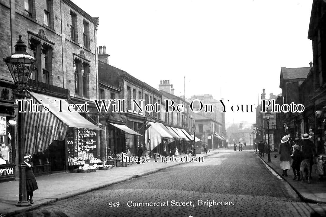 YO 8991 - Commercial Street, Brighouse, Yorkshire c1920