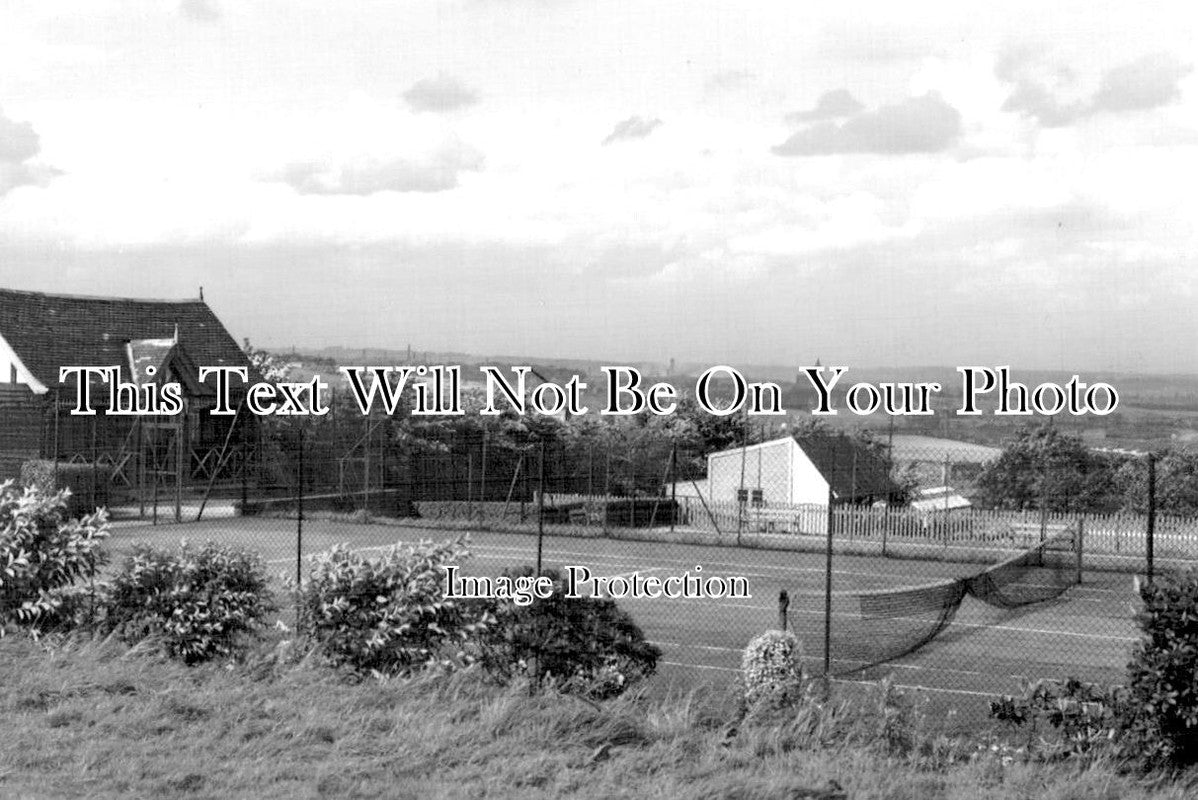 YO 9012 - Churwell Tennis Courts, Yorkshire