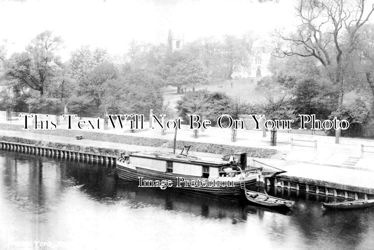 YO 9047 - Abbey Gardens, York, Yorkshire