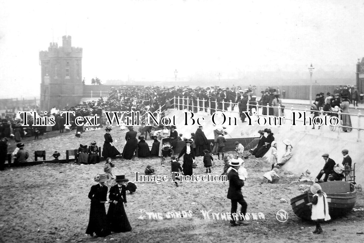 YO 9121 - The Sands, Withernsea, Yorkshire