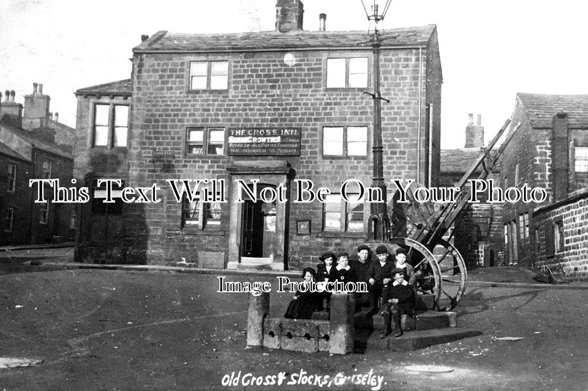 YO 9559 - The Cross Inn Pub & Stock, Guiseley, Leeds, Yorkshire
