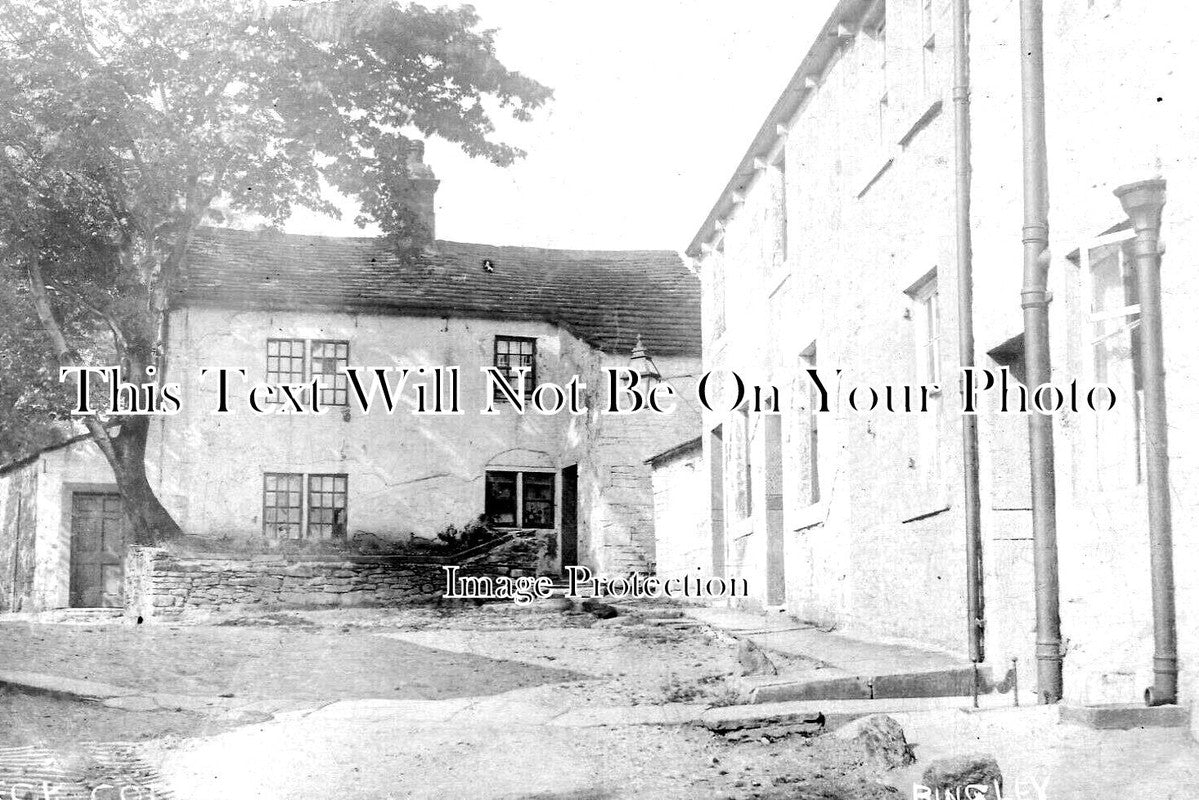 YO 9579 - Beck Cottages Near Cottingley, Yorkshire