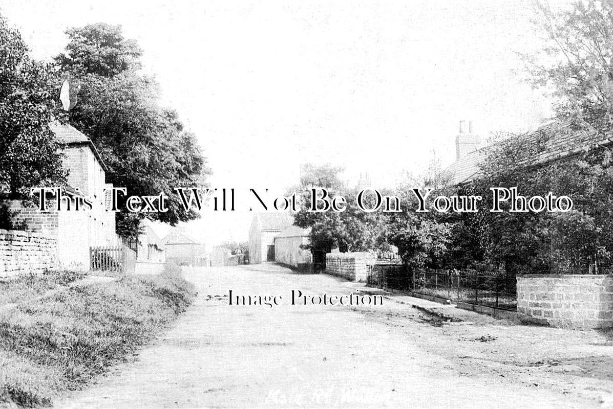 YO 9770 - Main Road, Walton, Yorkshire c1907