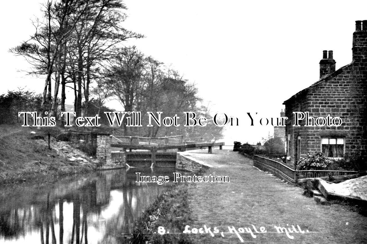 YO 9851 - Locks, Hoyle Mill, Yorkshire